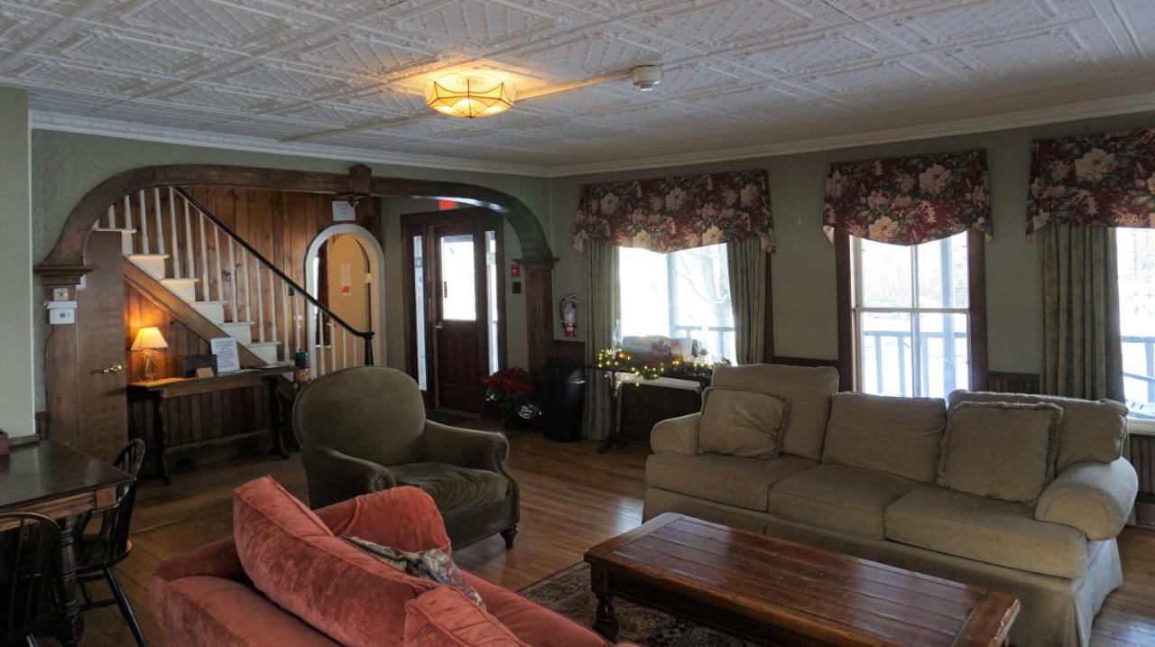 Smugglers Notch Inn Jeffersonville Εξωτερικό φωτογραφία